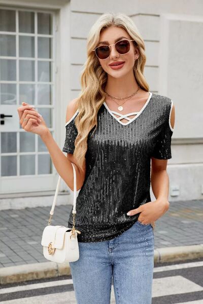 Phoebe® | Off-the-shoulder blouse met gekruiste pailletten en V-hals