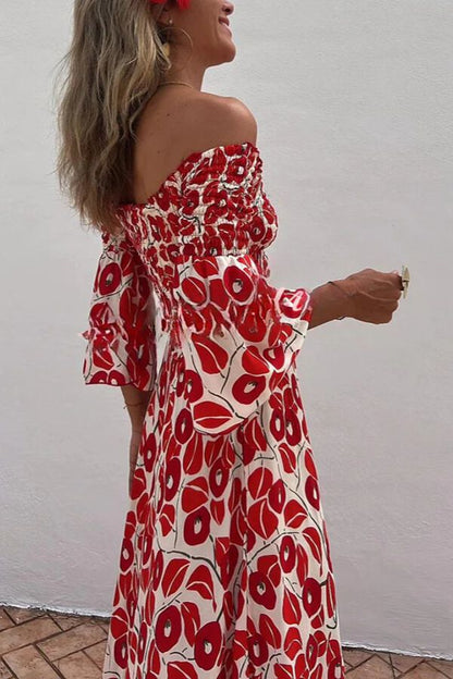 Paulina® | Close To The Vacation - Gesmokte off-shoulder maxi-jurk met zakken en bloemenprint