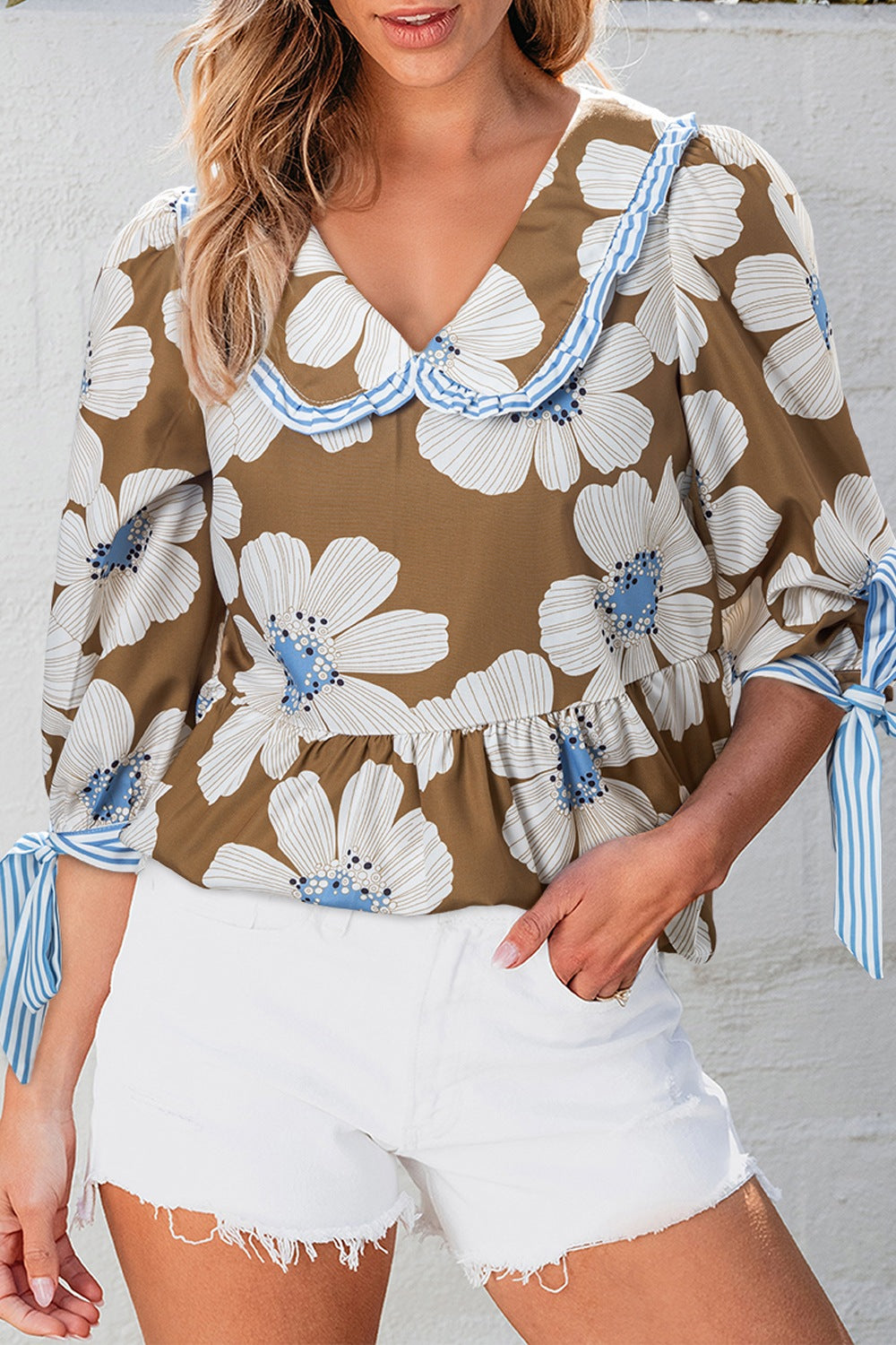 Valentina® | Gestreepte blouse met bloemmotief en gestrikte mouwen