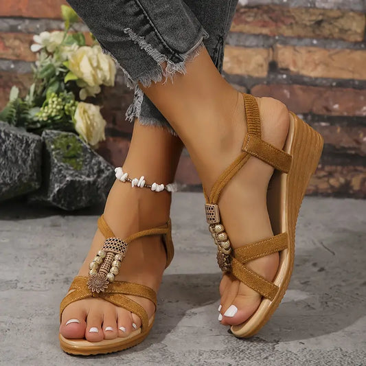 Laura® | Sandalen met sleehak in Boho-stijl