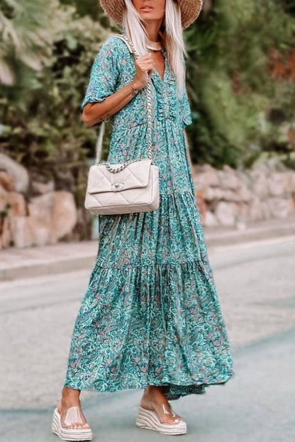 Camila® | Hemelsblauwe boho maxi-jurk met laagjes, paisleyprint en split-V-hals