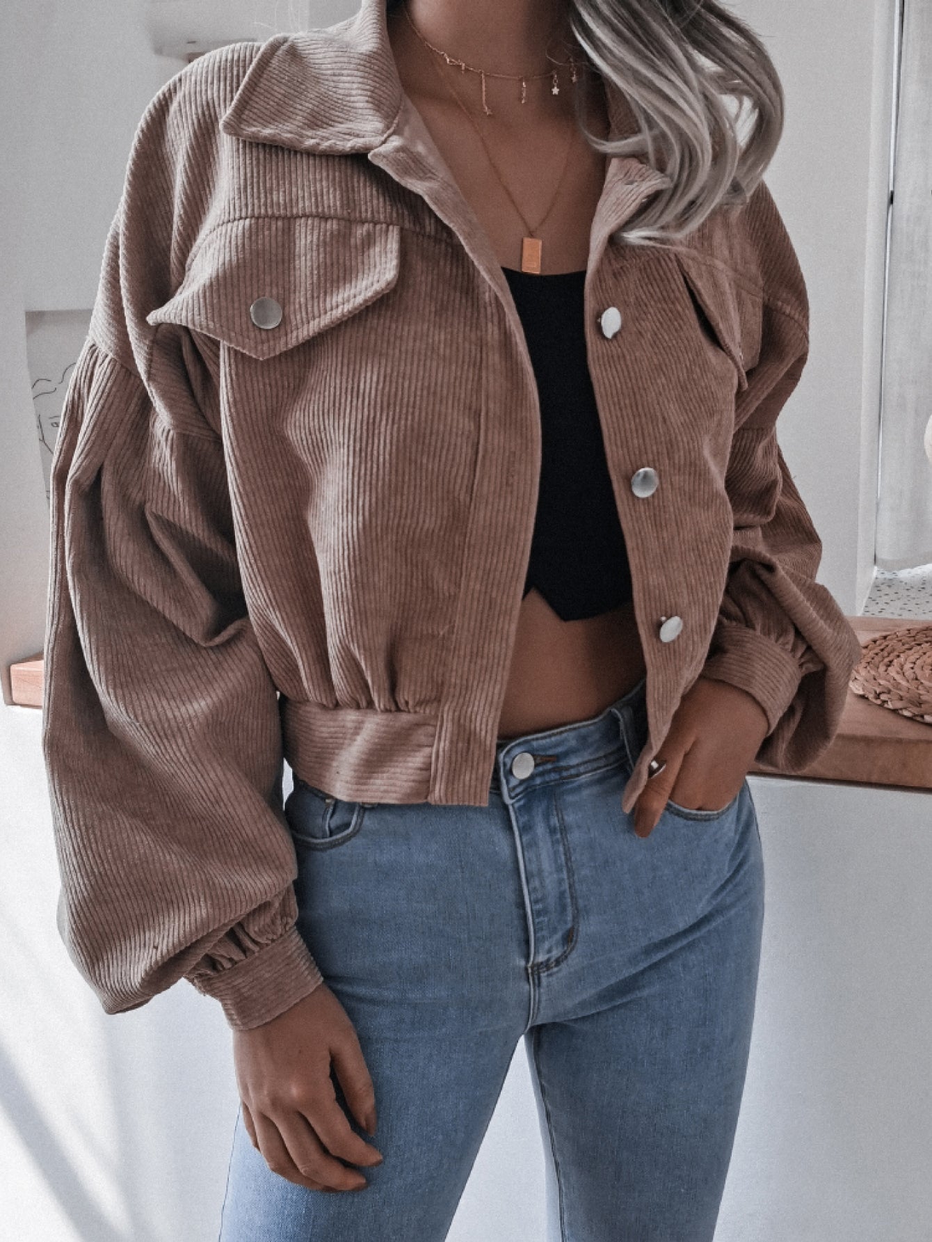 Esther® | Cropped corduroy jasje met lantaarnmouwen