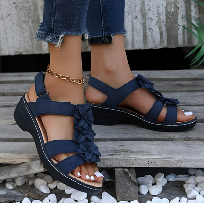 Penelope® | Sandalen met sleehak, retrocharme en orthopedische ondersteuning