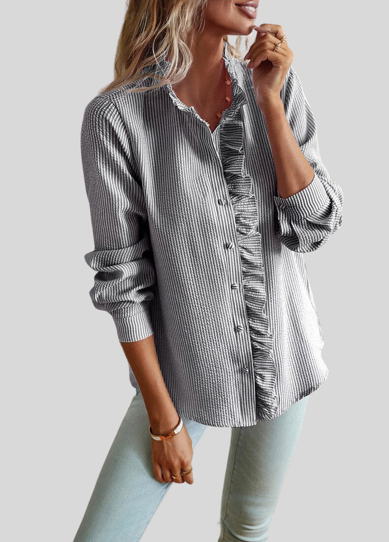 Frigga® | Tijdloze blouse met ruches