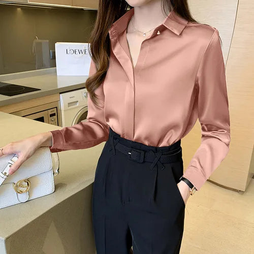 Kim® | Stijlvolle elegante satijnen blouse