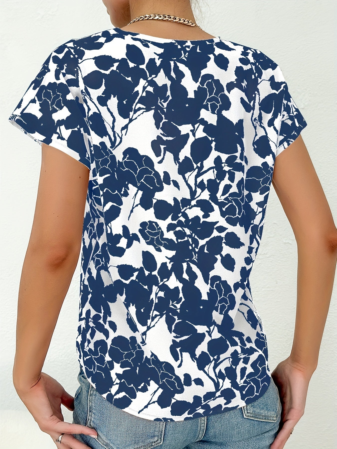 Mirjam® | Damesblouse met bloemenprint en V-hals