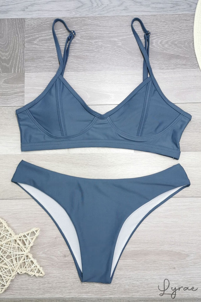 Ema® | Push-up bikini met topje en deltavleugelstring