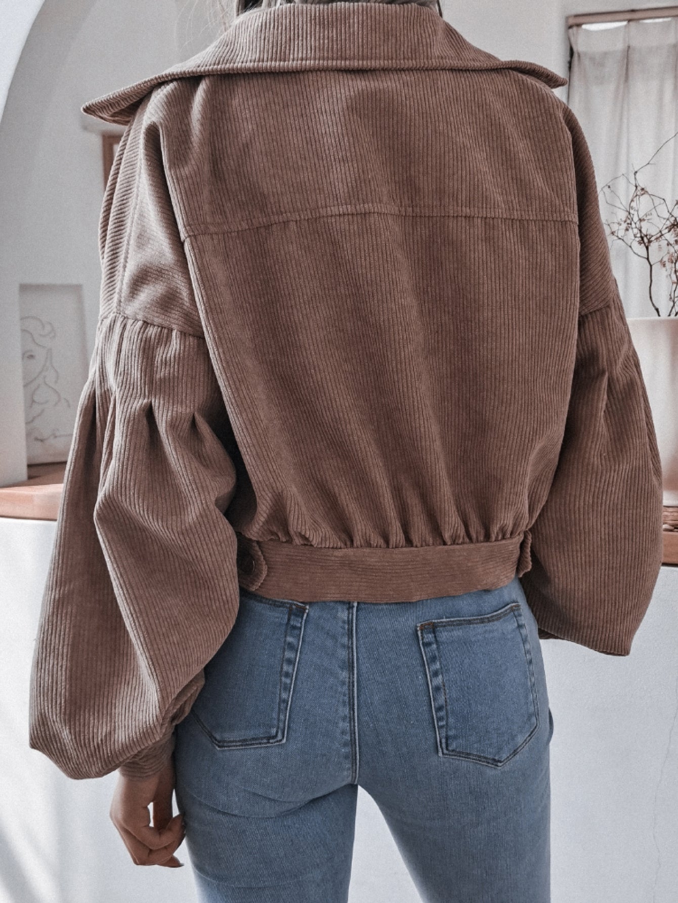 Esther® | Cropped corduroy jasje met lantaarnmouwen