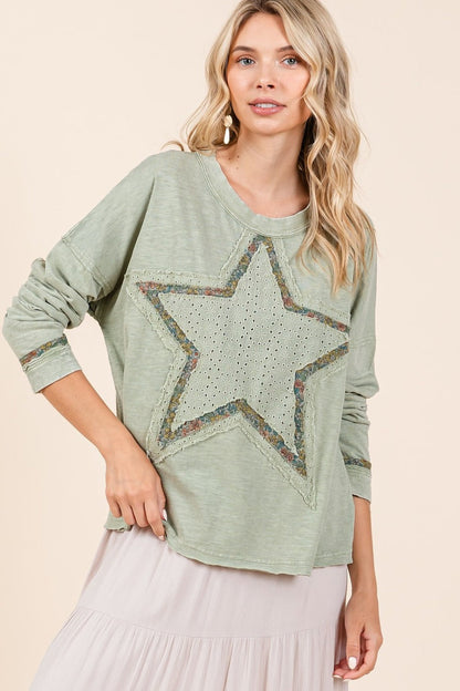 Francisca® | Mittoshop Mineral Wash Star Patch T-shirt met lange mouwen