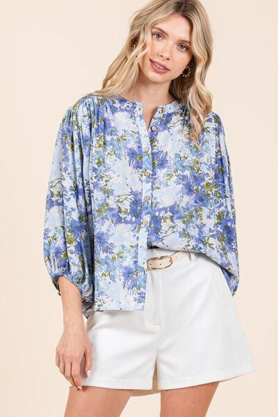 Amira® | Gebloemde blouse met vleermuismouwen en knoopsluiting